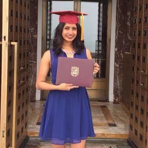 Meet your Posher, Crystal